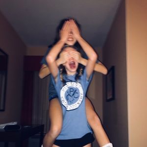 Meet your Posher, Macie